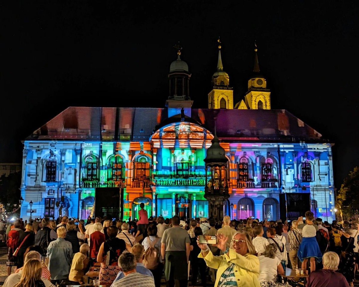 Magdeburg in Light 2023
08.09-09.09.2023 
Rathaus Magdeburg

magdeburg-in-light.de

Fotos: Katrin Kral