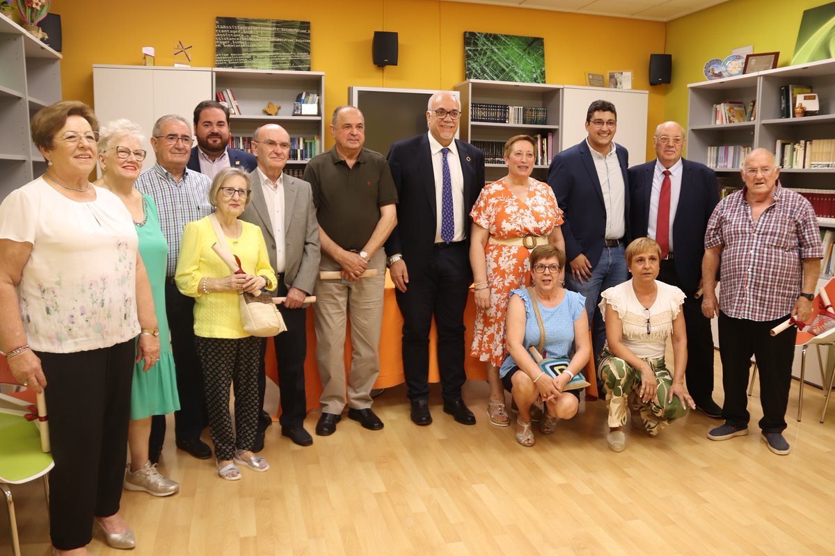 SER Valdepeñas (@servaldepenas) on Twitter photo En Asuntos Mayores hablamos con Francisca Serrano-Cabrero, nueva presidenta del Consejo de Mayores de Manzanares cadenaser.com/audio/16944347… a través de <a href="/La_SER/">Cadena SER</a> En Asuntos Mayores hablamos con Francisca Serrano-Cabrero, nueva presidenta del Consejo de Mayores de Manzanares cadenaser.com/audio/16944347… a través de <a href="/La_SER/">Cadena SER</a>