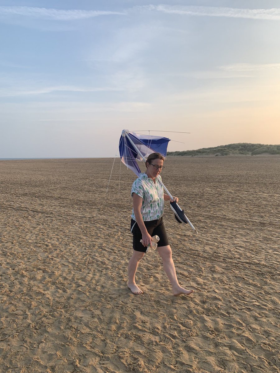 FullardsFarm's tweet photo. @norfolkbirdtour @jake_fiennes Mary Poppins and I were staying at The Victoria and went down to Holkham Beach for sunrise which was beautiful as we were the only people on the beach. Sadly we had to collect various things which had been just left on the beach. https://t.co/aKNIEbeMcS