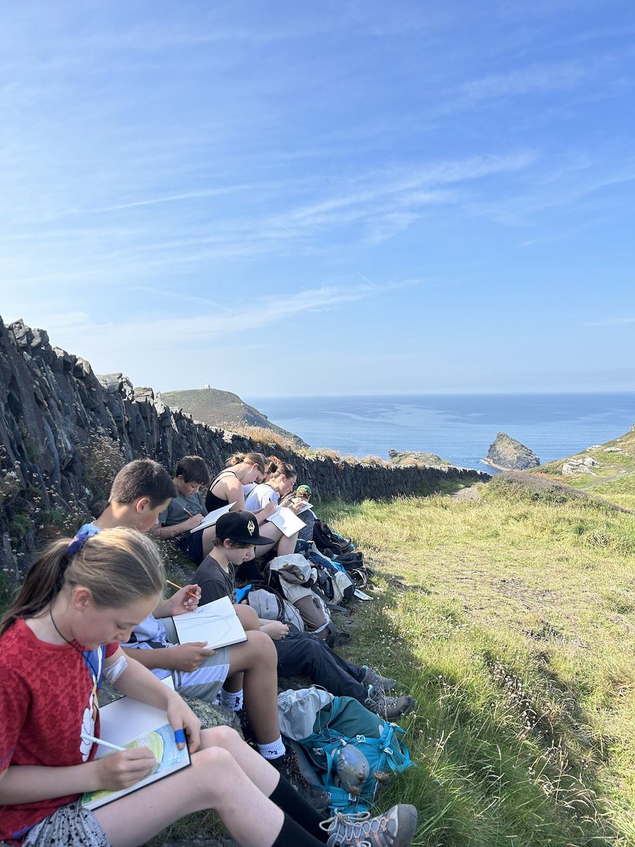 ElvyCurious's tweet image. BOSCASTLE RESIDENTIAL-Our first ever Coastal residential.  Thanks to @YHAOfficial for supporting us to take part in the WALKING FESTIVAL.  It was phenomenal and made a huge difference to the lives of some Cornish Young people. #adventureforall #community