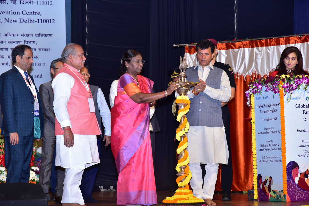 Indian Council of Agricultural Research. (@icarindia) on Twitter photo President Droupadi Murmu, inaugurated the 'First Global Symposium on Farmers' Rights by lighting of ceremonial lamp #ICAR #FarmersRights #GlobalSymposium #FoodSecurity <a href="/PMOIndia/">PMO India</a> <a href="/rashtrapatibhvn/">President of India</a> <a href="/nstomar/">Narendra Singh Tomar</a> <a href="/PIB_India/">PIB India</a> <a href="/AgriGoI/">Agriculture INDIA</a> @PlantTreaty President Droupadi Murmu, inaugurated the 'First Global Symposium on Farmers' Rights by lighting of ceremonial lamp #ICAR #FarmersRights #GlobalSymposium #FoodSecurity <a href="/PMOIndia/">PMO India</a> <a href="/rashtrapatibhvn/">President of India</a> <a href="/nstomar/">Narendra Singh Tomar</a> <a href="/PIB_India/">PIB India</a> <a href="/AgriGoI/">Agriculture INDIA</a> @PlantTreaty