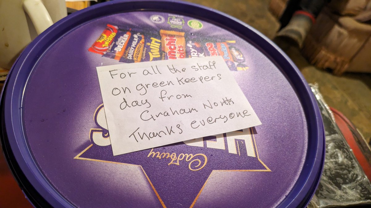 How nice is this for the lads , the joy of a small team , more chocolates to go around .. thank you Graham 
#thankagreenkeeper day