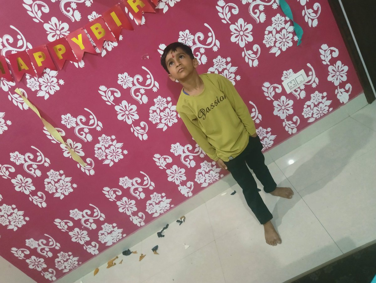 arunpanwar1996's tweet photo. 10 - sep - 2023  7th b'day https://t.co/MhVPJ1whka
