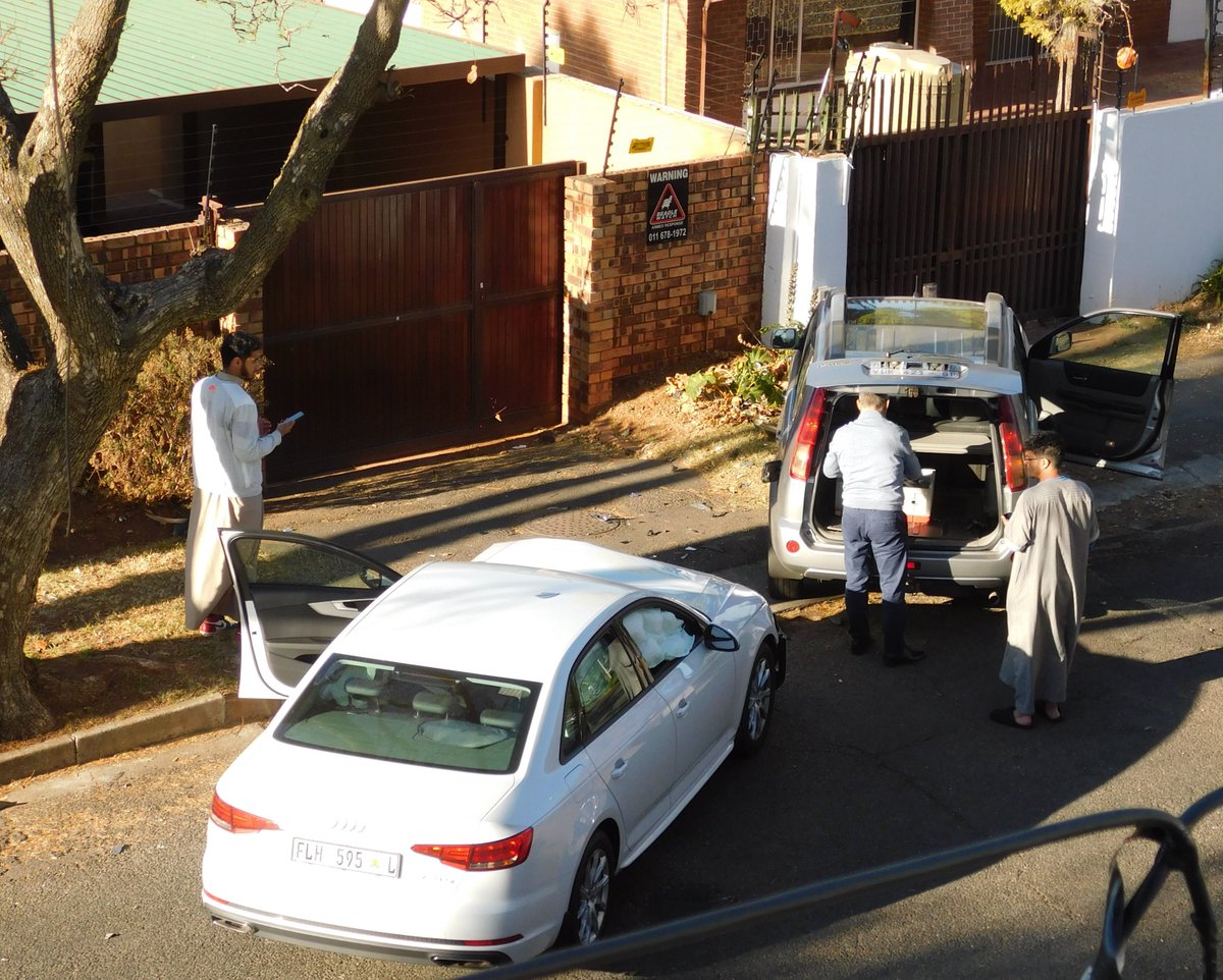 Their day started with a bang... air bags, #car crash, no one hurt, exchanging addresses, insurance companies. #AucklandPark #Johannesburg @drivealive One Careless Moment and what high cost is now entailed. Be Safe