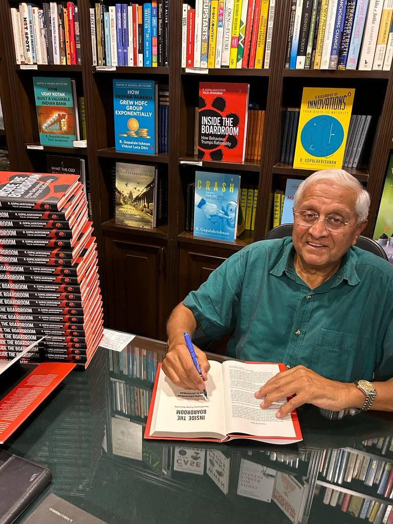 I had the privilege of signing the first 100 copies of my new book, 'Inside the Boardroom,' sold to the Pune outlet on the day after Janmashtami. Your support means the world to me. Thank you! 🙏 #BookSigning #InsideTheBoardroom #PuneReaders #Gratitude @Rupa_Books #Janmashtmi