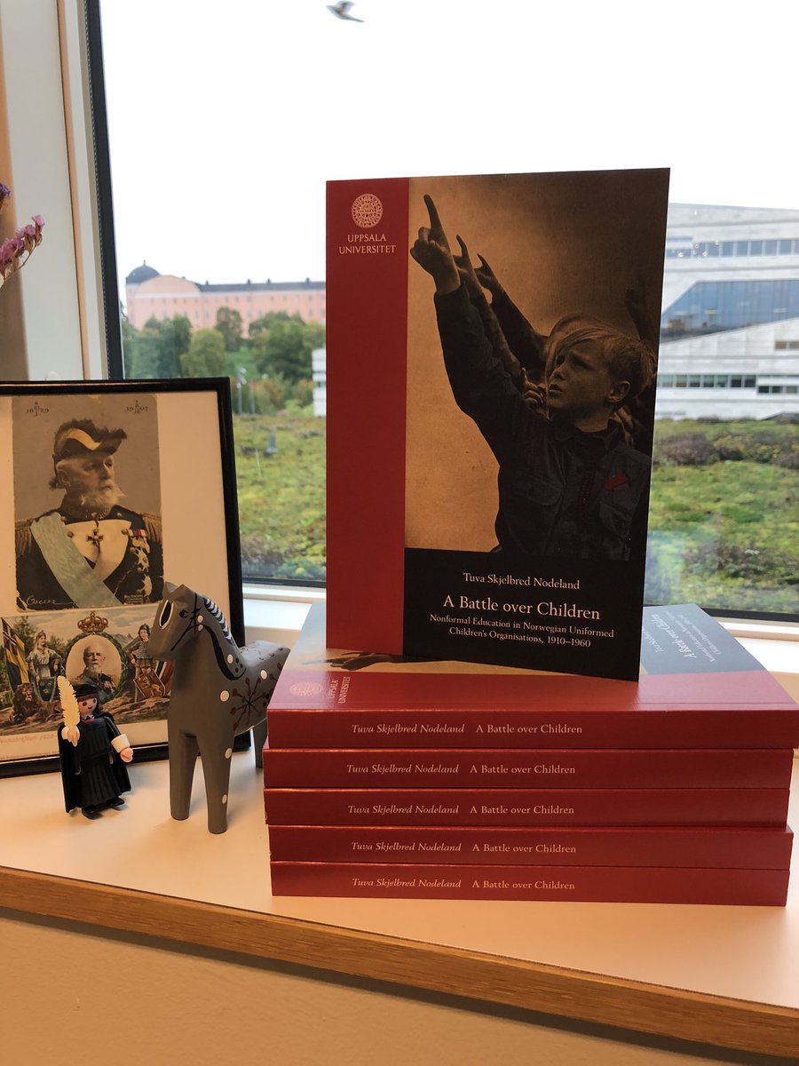 After four years of work, the thesis is finally done! The public defense will be in Uppsala on 29 September 📚🍸 Downloadable from uu.diva-portal.org/smash/get/diva… #histchild #histed