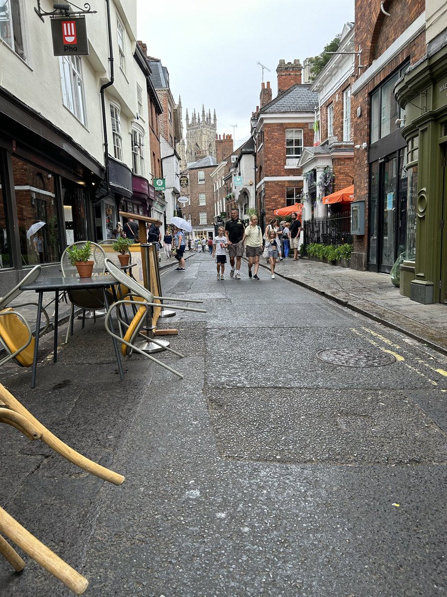 flickhwilliams's tweet photo. Just wondering how your proposed campaign to educate businesses with pavement licenses is going @CityofYork ?

Not only do they not understand ‘accessibility’, many appear to be struggling with a basic grasp of health and safety. 😩 https://t.co/fJQ3f9tWFy
