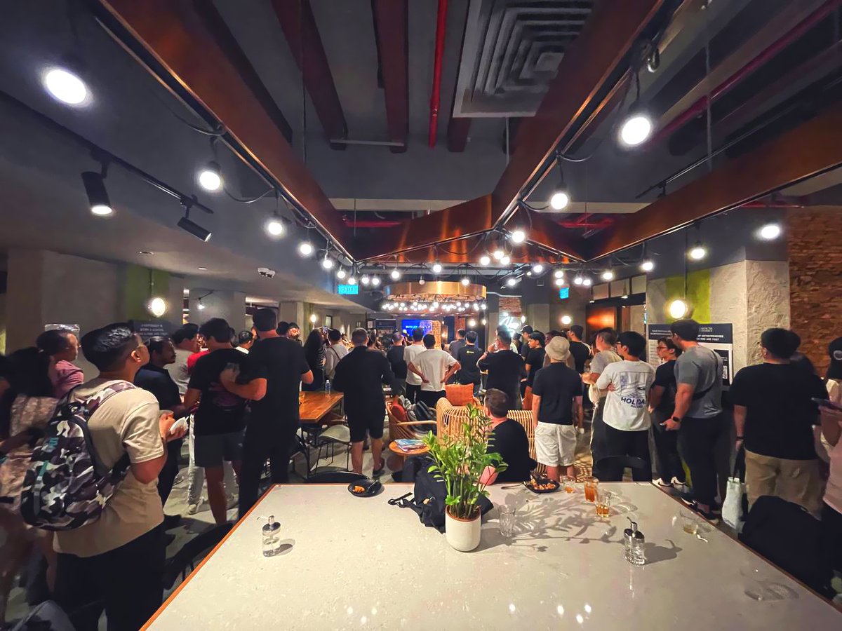 We had a spectacular time kicking off #Token2049 with <a href="/coin98_wallet/">Coin98 Super Wallet</a> at our Buidler Meetup!

It was a successful meetup, thanks to everyone who joined us 🥳 Let's keep buidling the Impossible together!