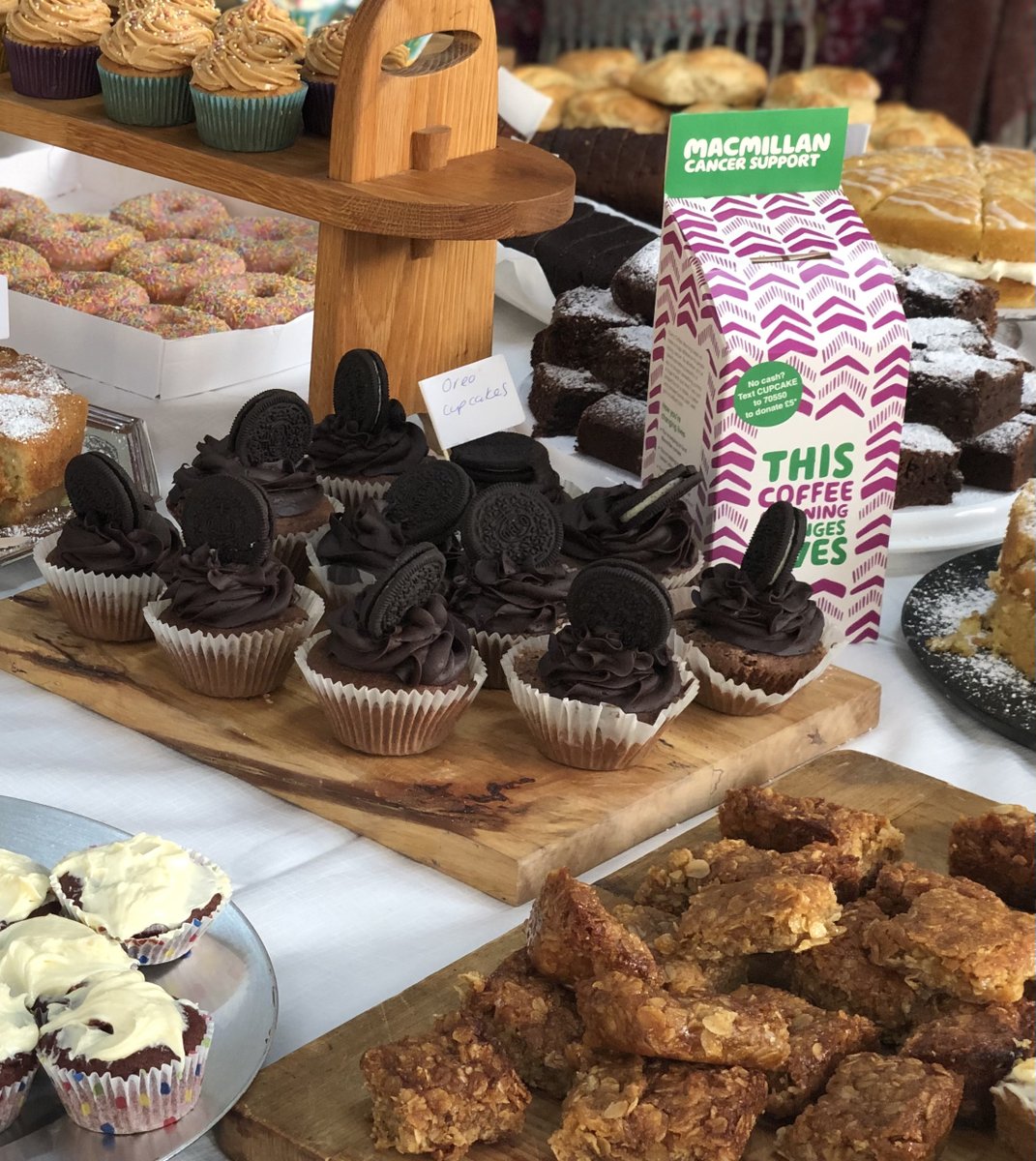 Tranby_school's tweet photo. 💫DATE FOR YOUR DIARY💫
Friday 29th September - Macmillan Coffee Morning from 9am in the Drawing Room. More details to follow.
@FriendsOfTranby
#friendsoftranby #macmillancoffeemorning https://t.co/Bx3yw3DKh8