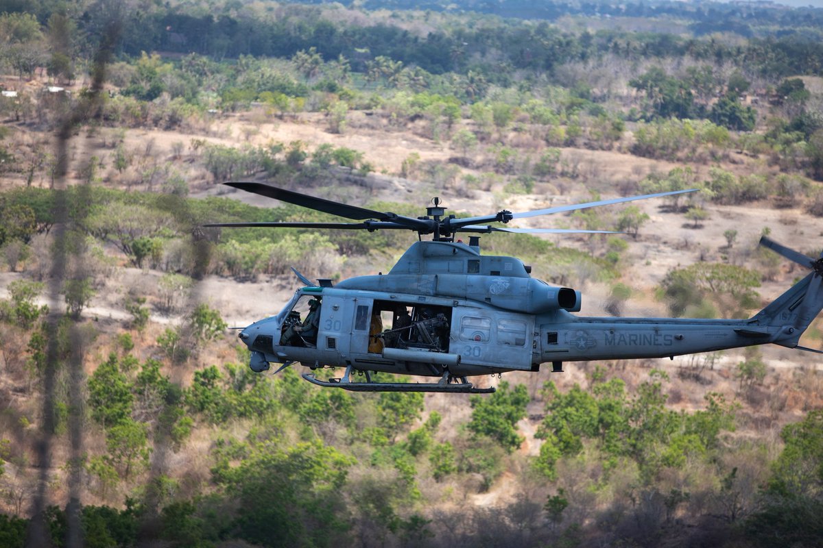 Jatosint's tweet photo. /47
CALFEX: Death from above!
Apache, Cobra/Viper, Venom, Black Hawk, and F-16 in action
According to @_TNIAU statement, an AC-130 Gunship was also involved
#GarudaShield #SGS23 #SGS2023
๐น Edited by us (from original video by US Army / Sgt. 1st Class Austin Berner) https://t.co/bnT7Kg9oKa