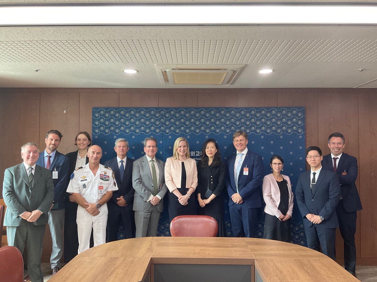 Promising discussion with DG Kang at 🇰🇷 MoFA towards a new range of <a href="/ESIWA_EU/">ESIWA_EU</a> activities between 🇪🇺 &amp; 🇰🇷! <a href="/euinkorea/">EUinKorea</a>