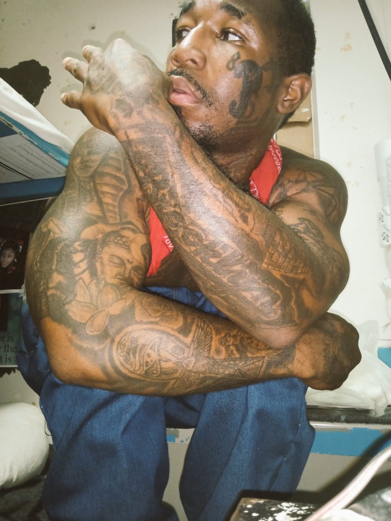 _brooklynpapi's tweet image. 🎭🎟️