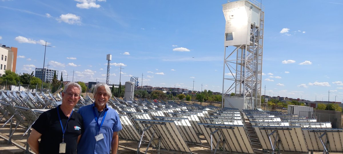 With Manuel Romero @IMDEAEnergia . On top of the solar tower, the receiver-reactor system of @Synhelion and @CEMEX for solar cement production.