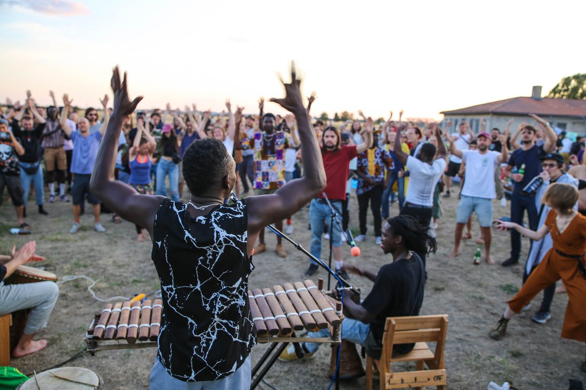 Feldmusik.thf100 tweet media