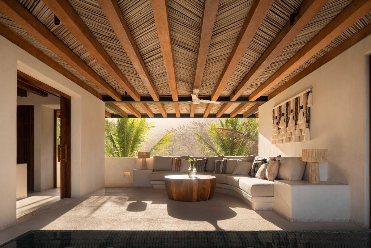 Casa Taloel | Zozaya Arquitectos | Troncones, Guerrero, México

El desafío del proyecto fue diseñar una casa con un amplio programa arquitectónico de 4 dormitorios y diversos espacios sociales, ofreciendo gran confort.

glocal.mx/casa-taloel-zo…