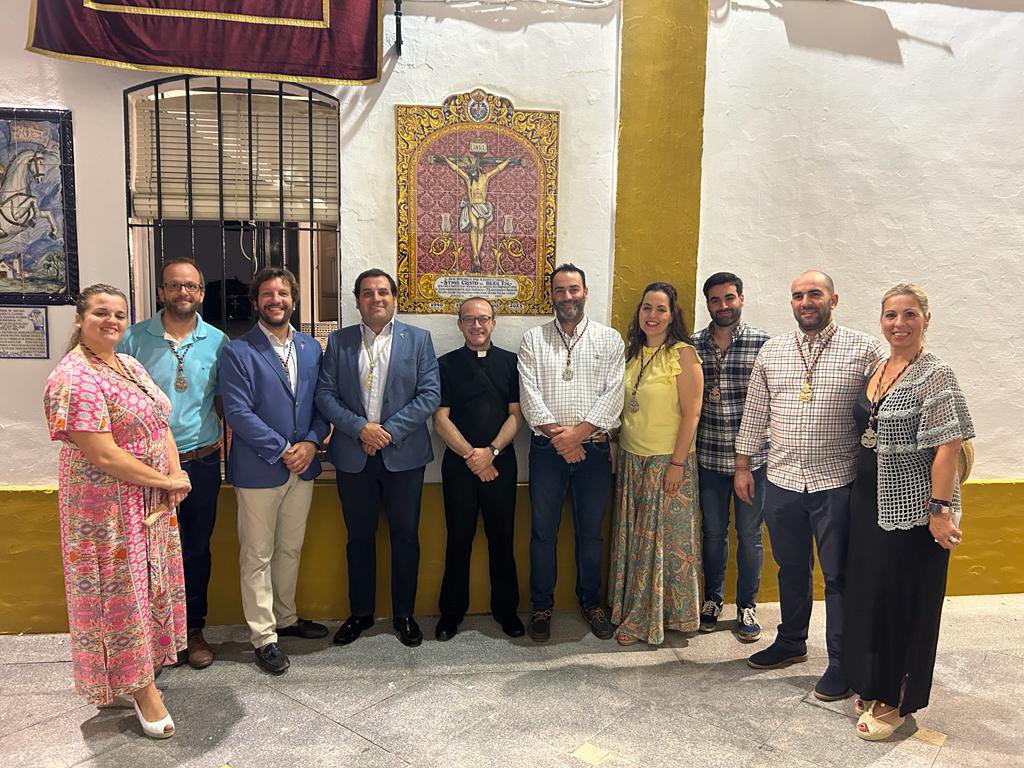 Hermandad Santiago tweet media