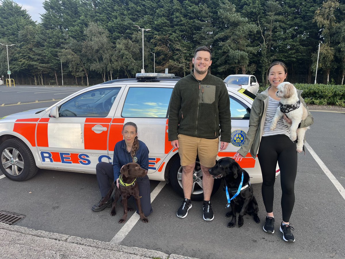 𝐆𝐞𝐧𝐞𝐫𝐨𝐮𝐬 𝐝𝐨𝐧𝐚𝐭𝐢𝐨𝐧 Yesterday we met with Nicola, Mark and their gorgeous pup Gabby in Antrim to receive a generous donation. Nicola and Mark recently ran the half marathon and decided to raise some vital funds for our charity. In total they raised over £450!