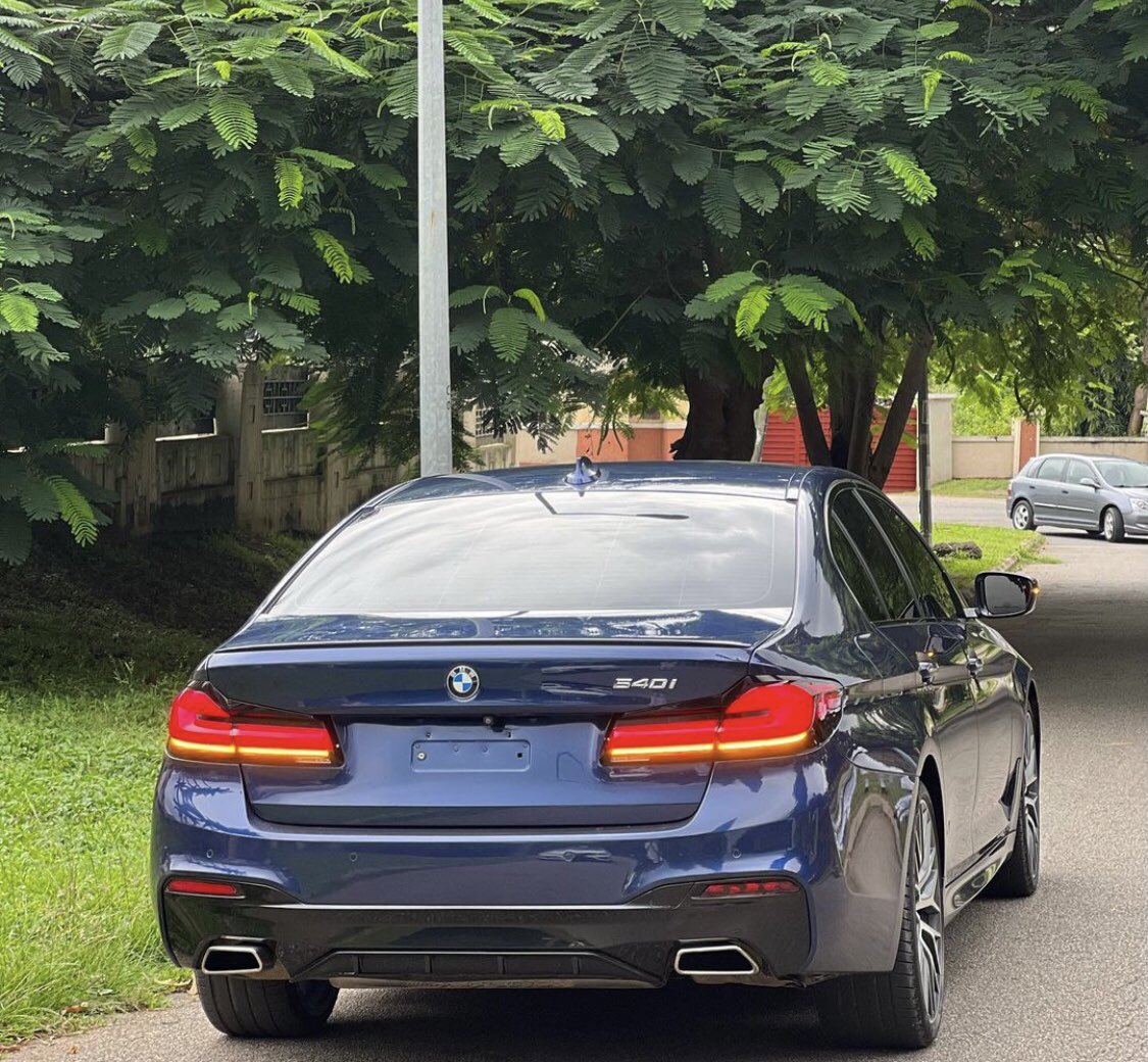 Automall_ng's tweet image. Foreign used BMW 540i 2018 model 
Duty: paid 
Location: Abuja 
#NairaMarley #CBNGOVERNOR #Emefiele #SamLarry 
@__yellows @alamin_ghost @saamaccido_ @Mvnaaa___ @alamin_ghost @the_scholar1 @_hafsat_paki @Kha_dee_ja_tou @Asmau__Hassan @___Bils @hayateey1 @RahmahMlm 
Retweet pls