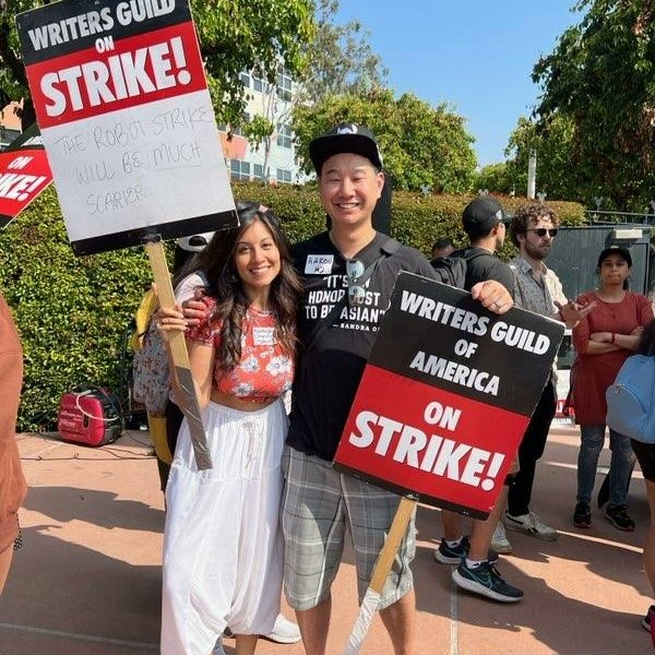 aaron_ho's tweet photo. While I'm glad the #WGAStrike is over, I will sincerely miss seeing everyone's friendly faces on the picket lines. It was a joy to catch up with old friends and make some new ones -- please keep in touch! (2/3) https://t.co/cS73DvKUoJ