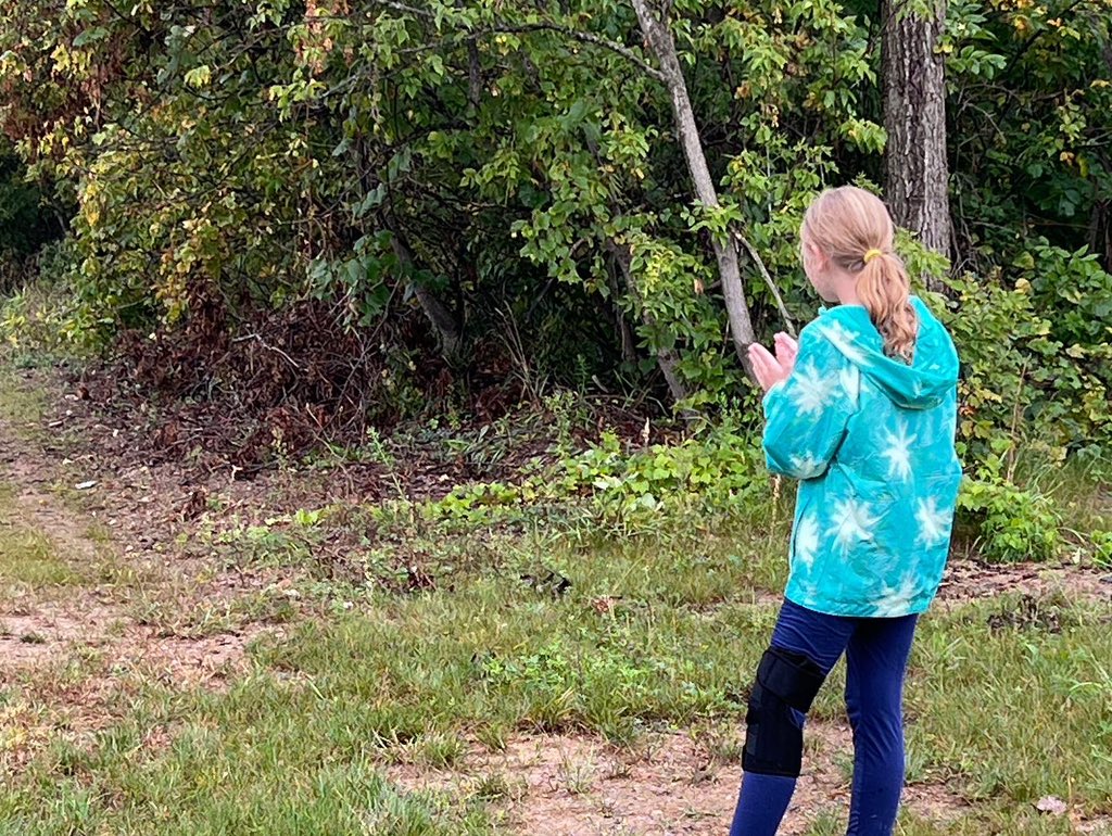 EllisBenjaminP's tweet image. Great night in the rain at the Perry XC Invite. Girls took first place!  Individual medals for Drew Weaver, Bobby Dormer, Logan Smith, Madelynn Patterson, Lily Britton, Anna London, Alyssa Pell and Piper VanStraten. Lots of PRs and great encouragement for teammates. #OCSRocks