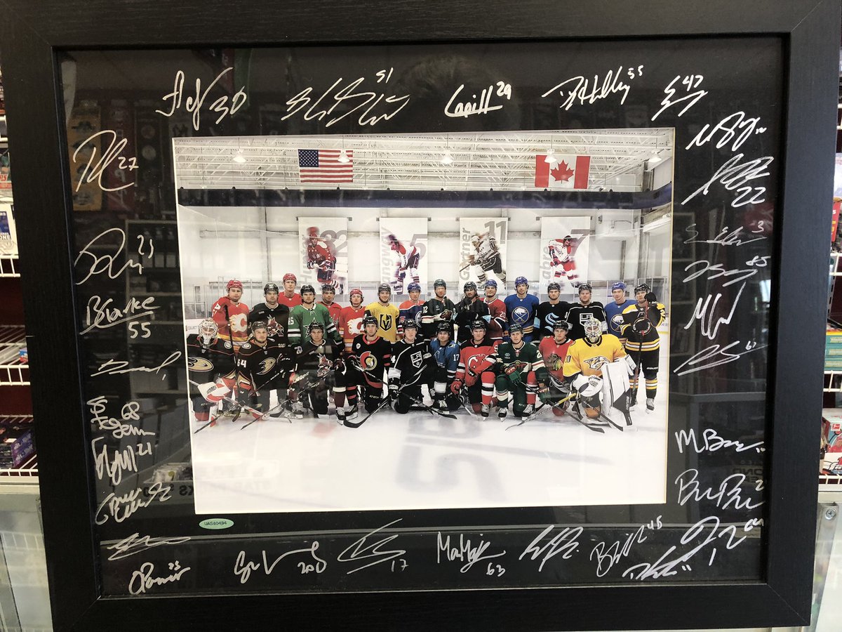 MLS_Calgary's tweet photo. And Box #3 had this beauty….
Upper Deck has always been VERY generous with their support for our show and we are truly grateful.
Want to win these awesome prizes? Then we’ll see you at The Big Show!
#CalgaryCardShow @UpperDeckHockey https://t.co/NWaTc2gcWB