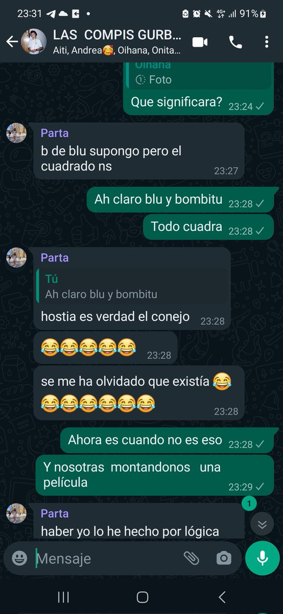LasGurbs's tweet photo. Nosotras intentando descifrar el significado de uno de los nuevos tatuajes de @mikinunez 🤣 https://t.co/LrDYgb96Ei