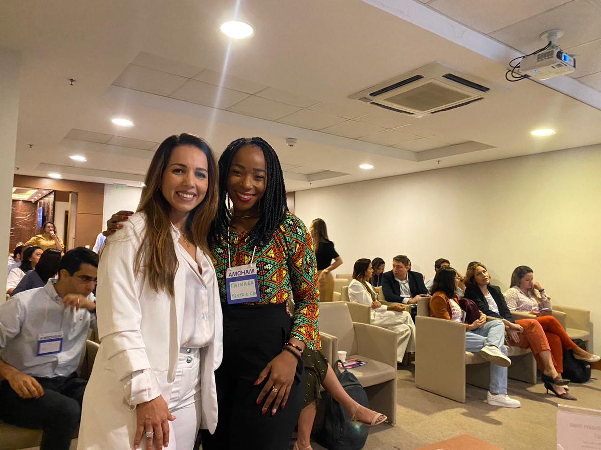 textoecia's tweet photo. Começamos a semana utilizando nossa expertise em comunicação corporativa a serviço da nossa cliente Amcham Bahia! https://t.co/ok1fOMUvyO