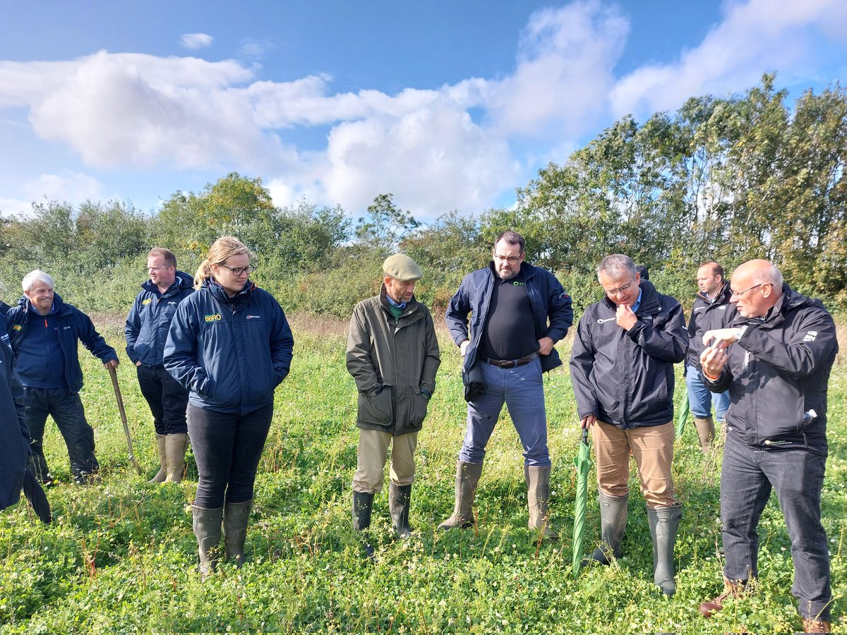 Great visit to William Pitts farm today to see his approaches to promoting biodiversity alongside commercial agriculture.  He has also been working with <a href="/BASF/">BASF</a> on a long-term rotational/sustainability project (Project Fortress). <a href="/BBRO_Beet/">BBRO_Beet</a> <a href="/BritishSugar/">British Sugar</a> <a href="/NFUSugar/">NFU Sugar</a>