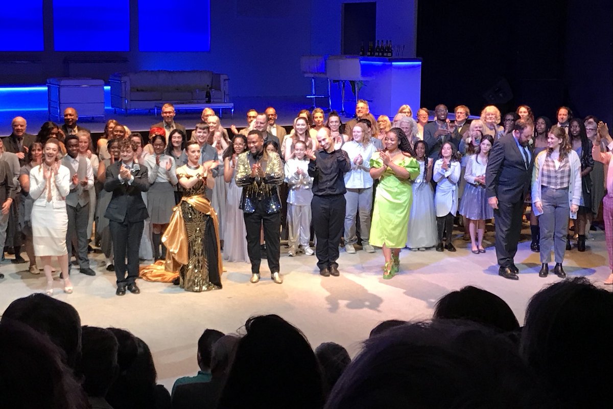 Glorious ⁦@OperaBH⁩ production of Handel’s Semele tonight in front of a full house at ⁦<a href="/BlackheathHalls/">Blackheath Halls</a>⁩ - gorgeous music, great singing, fab designs &amp; a brilliant mix of laughter &amp; tears. Simply sensational! And it’s on all week, so do your soul a favour and see it…