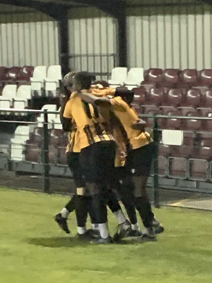 Robduns's tweet photo. A frustrating 3-3 draw in my first @FIFC game of the season (away at @PottersBarFC). A game we could/should have won, but c’est la vie. Hopefully not too long until my next one! Sea, Sea, SEASIDERS!!!! https://t.co/fg8xg2MrEA