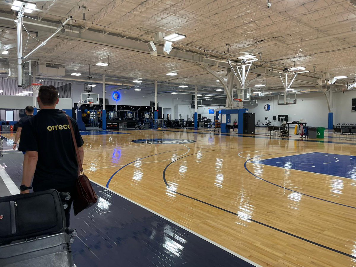 ORRECO1's tweet image. The new @nba season begins in a month and our @ORRECO1 team were at training camp today, with our long time clients, the @dallasmavs and their Medical and Performance team. 

#biomarkers #recoverylab #basketball #nba #mavs @Thlete #team #datasciece #sportsscience #MFFL