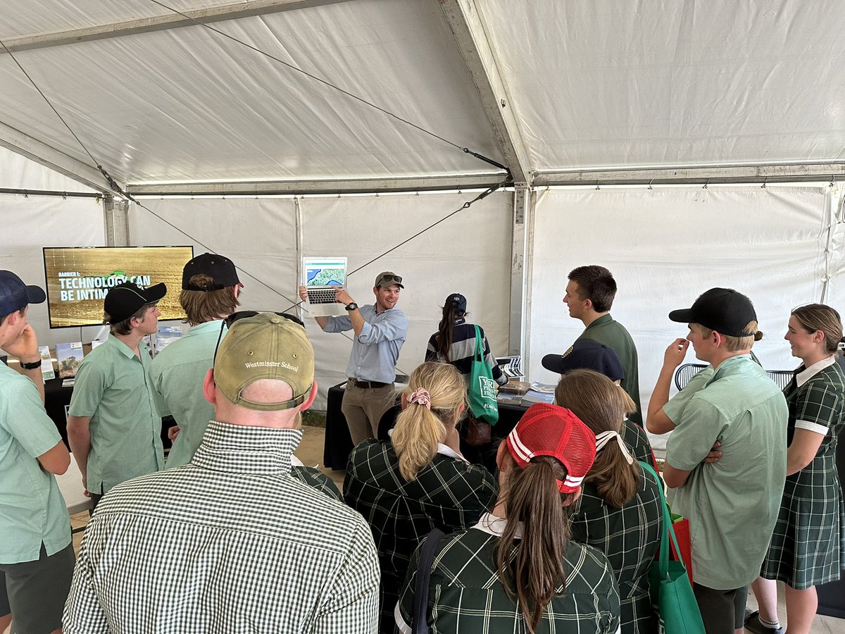 #ypfielddays 
Come see the <a href="/EmmettsGroup/">Emmetts</a> stand for all weather and crop monitoring solutions.