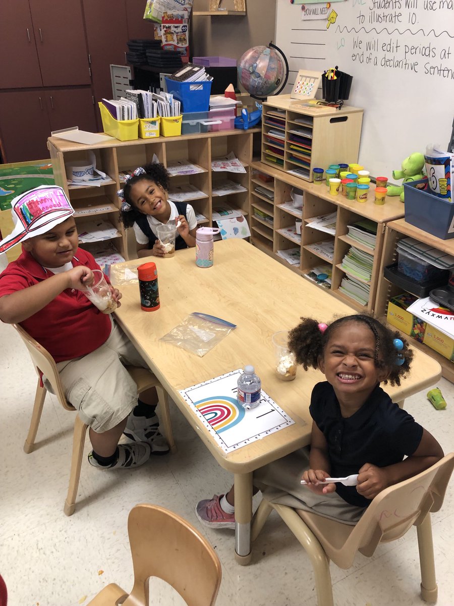 BrittneyHager7's tweet photo. We made Apple Pie in a Cup and sang Happy Birthday to Mr. Appleseed!!  ⁦@Herfurth_Bronco⁩ https://t.co/v7TlIoRtwZ