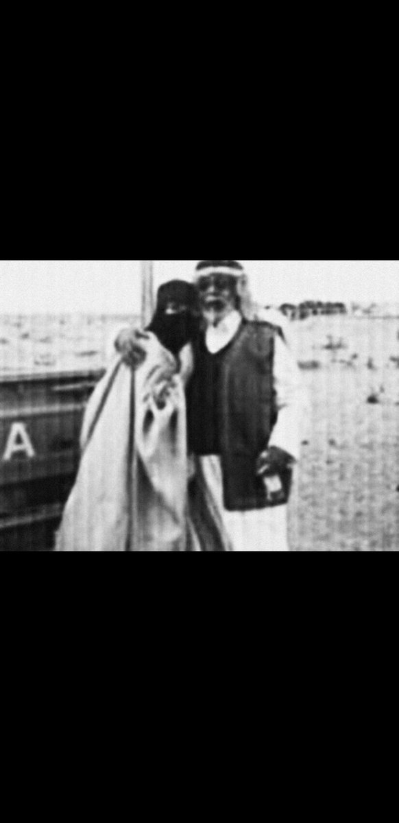 93saj's tweet photo. "تهادي كل ما ضجّ السحاب و شدّ لك برّاق / على صدر بدويً ما يعرف الا الشعر و انتي" https://t.co/0pdMQNtQmr