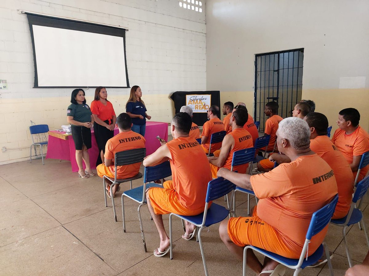 EducacaoMA's tweet image. Mais educação, mais capacitação!

Fruto da parceria entre #Seduc, #Seap e #Iema, realizamos a aula inaugural do curso de formação inicial e continuada (FIC) em Eletricista Instalador Predial de Baixa Tensão.

O curso, ofertado via #Pronatec, foi realizado na PR Imperatriz.