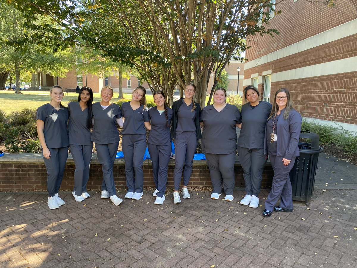 Siegel High School Nursing Education Students spending a day  in the life of an MTSU Nursing Student. Practicing insertion of NG tubes. <a href="/SiegelHighStars/">Siegel High School</a> @creasyl_shsprin <a href="/huddlestont1/">Tarron</a> <a href="/CteSiegel/">Siegel Career and Technical Education</a>