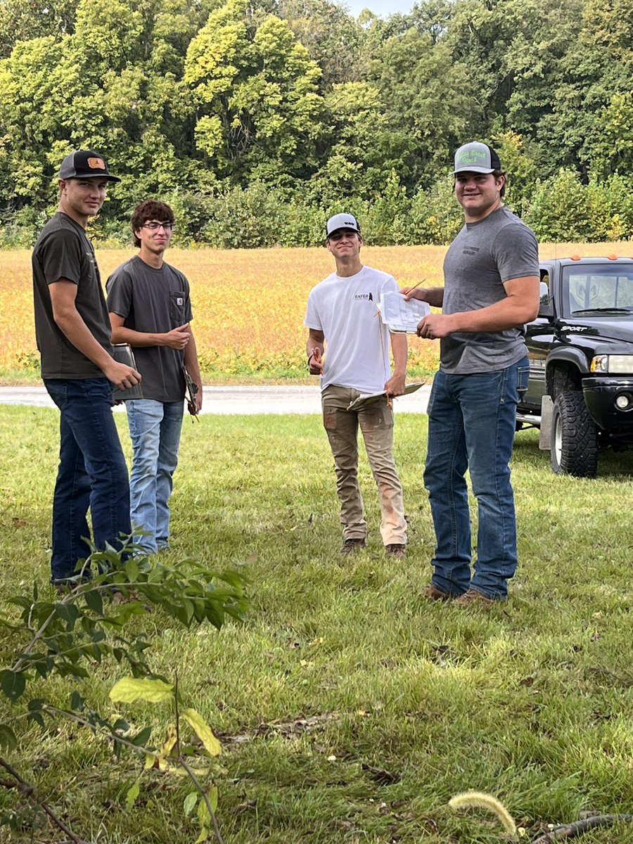 LCFFA1's tweet photo. Today we attended our District One Soil Judging Contest! Through this contest students learn about soil types and how it impacts plant growth and building structures. https://t.co/XqaBfroI1S