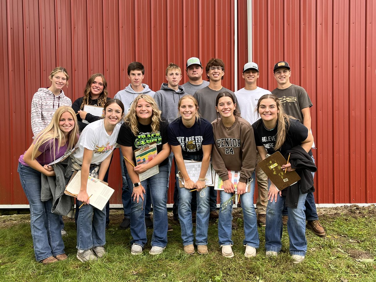 LCFFA1's tweet photo. Today we attended our District One Soil Judging Contest! Through this contest students learn about soil types and how it impacts plant growth and building structures. https://t.co/XqaBfroI1S