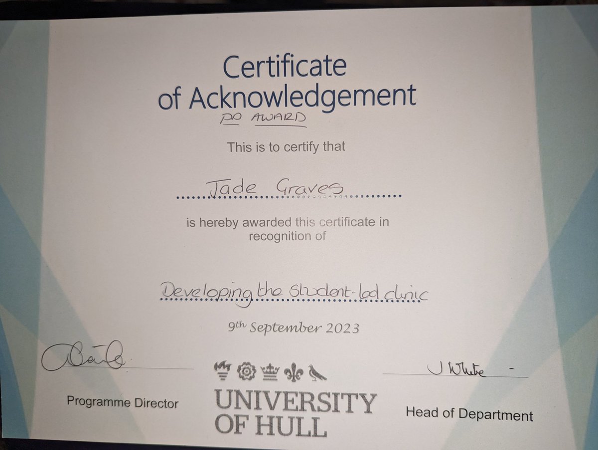 jade123willow's tweet photo. 3 years officially done, final results are in. I am so unbelievably happy. It still does not feel real. @StudentMHNHull  thank you for your continued support 🥰 https://t.co/1rAVAJ1Nn0