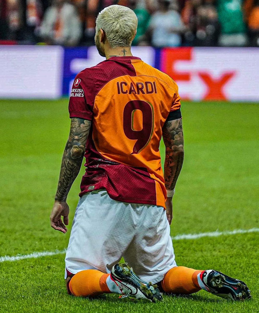 Delikanlı adam boş kaleye gol atmaz.