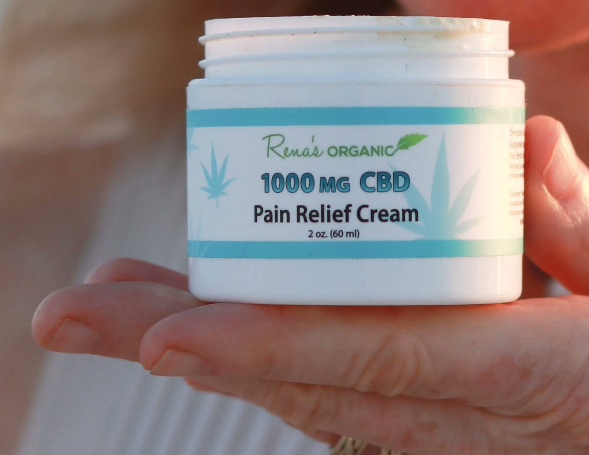 RenasOrganic's tweet photo. CBD herbal formulas work by harnessing the therapeutic potential of cannabidiol (CBD), a non-intoxicating compound derived from the cannabis plant. 

#health #cbd #cbdeducation #relief https://t.co/0umMd9MEMu