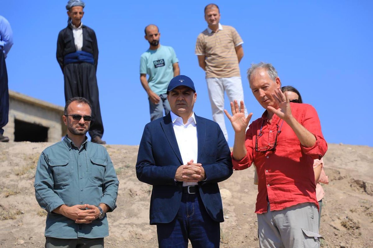 LandofNinevehAP's tweet photo. We are honoured and delighted by the visit of HE the Minister of Municipality and Tourism @SasanAwni. He visited the archaeological site of Tell Gomel where we are excavating in cooperation with the team of the Directorate of Antiquities and Heritage of Duhok. https://t.co/GQPwc3R0ok