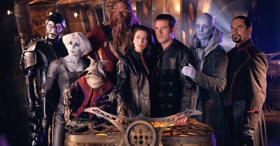 SaveRedlandLibr's tweet photo. 7pm TODAY on #HorrorXtra
From 2001, s3 Ep 7 of #SciFi #Adventure TV📺series #Farscape - “Thanks for Sharing" directed by #IanBarry & written by #ClayvonCHarris
🌟#BenBrowder #ClaudiaBlack #AnthonySimcoe #GigiEdgley #PaulGoddard #LaniTupu #JonathanHardy #TammyMacintosh https://t.co/7A7INaem7f