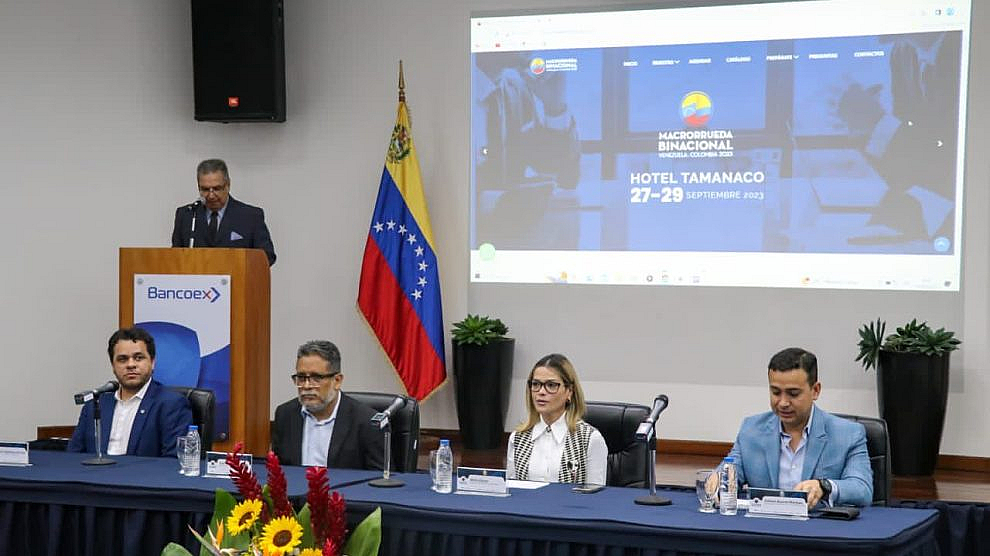 #EsNoticia || #Venezuela apunta a la complementariedad Comercial con #Colombia con Macrorrueda #Binacional.          

#27Sep     

Más detalles aquí: n9.cl/qgcd9