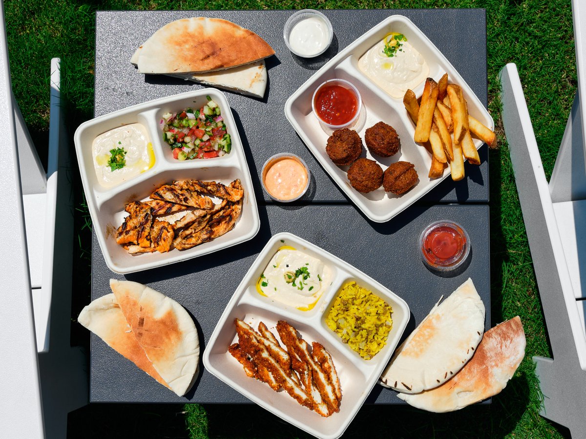 No need to worry about picky eaters: our kids meals get rave reviews!