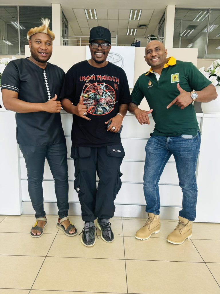 DJ Meech SA tweet media