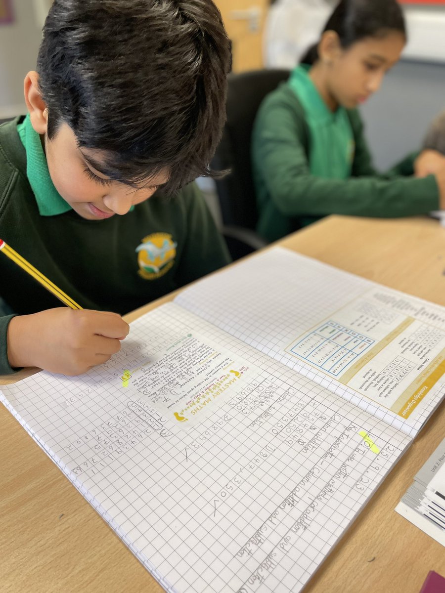 Gade_WPA's tweet image. Year 6 are pushing themselves in Maths with high expectations for their mastery questions and explanations of their maths knowledge! Great work!! #WatersideMaths #MasteryMaths