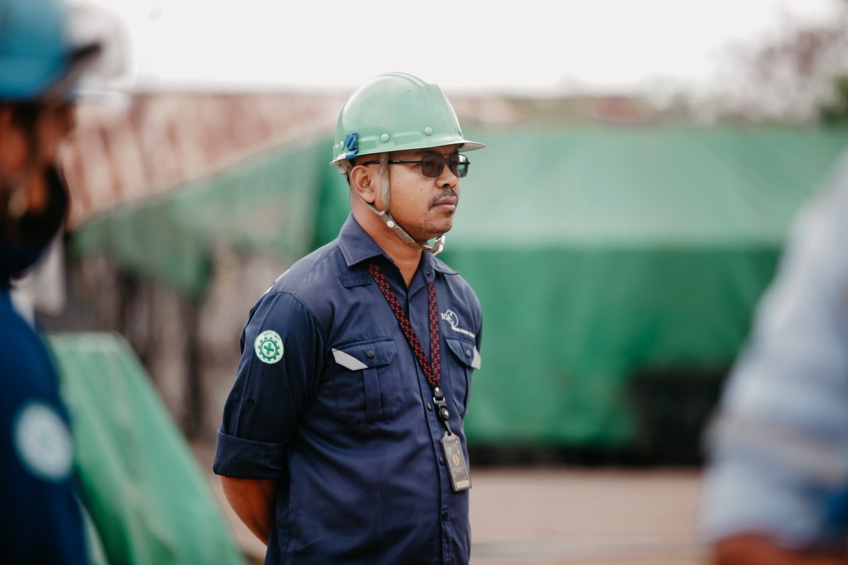 Konon Katanya 
"Laki-Laki Jangan Takut Terluka, Karena Laki-Laki Tanpa Luka Adalah Laki-Laki Tanpa Cerita"
Berjuanglah!!!

-wakesejenakmikir-

#wakezone
#sehatdanbahagia
#GodBless