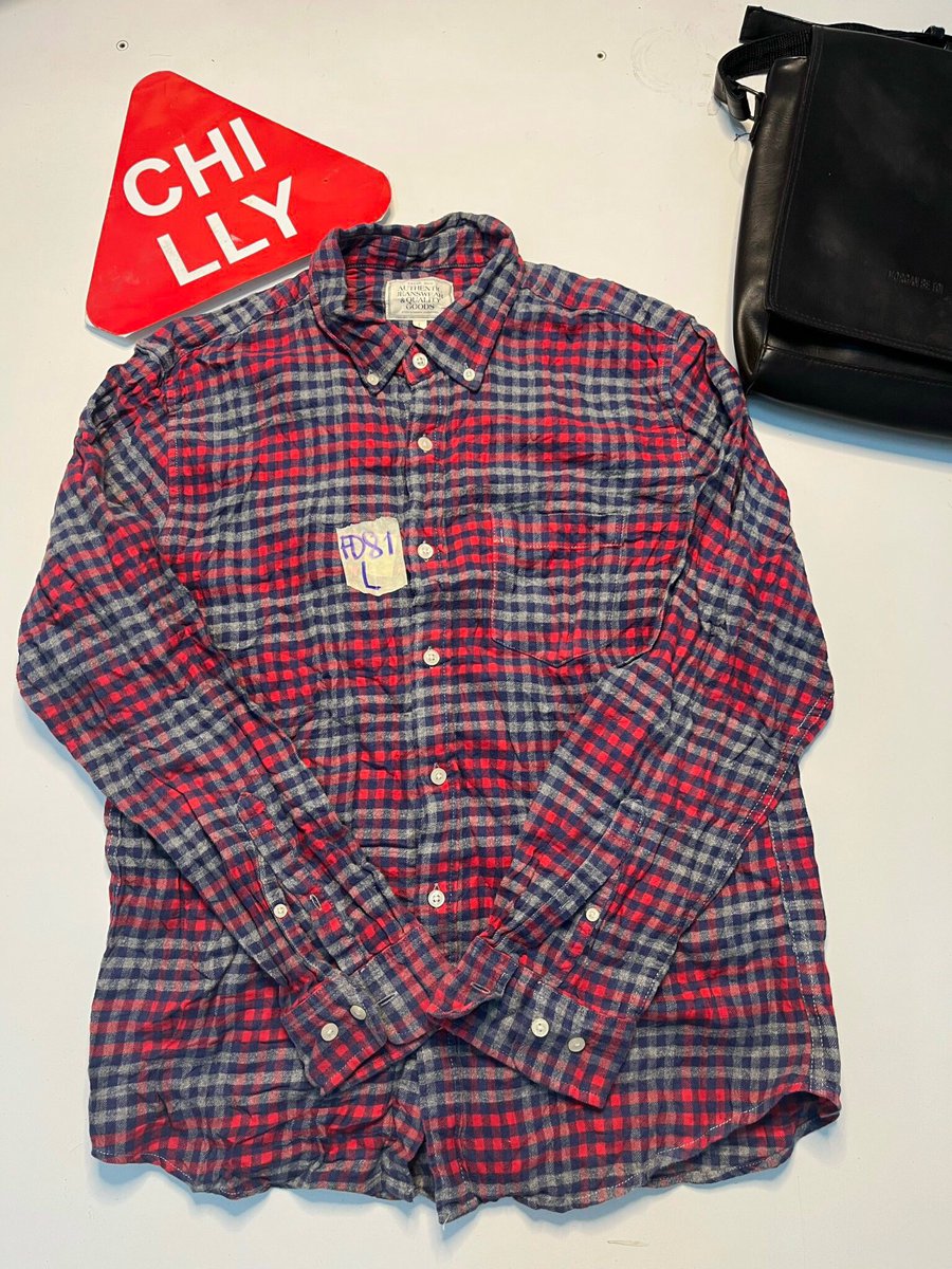 tongvuong04's tweet image. Áo sơ mi 
#2hand #chillyclothing#chillyvietnam #chilly