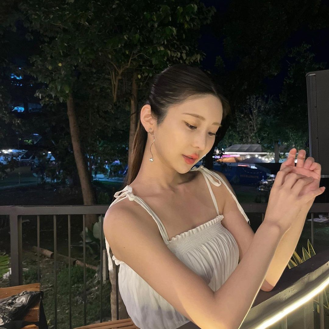 Nadur_'s tweet photo. 机に向かって勉強すると
点数が良くなって
は少し上がったくらいなので
両立が難しい^ ^
6ヶ月目はspeaking伸ばせるように
勉強と会話していこうと思う😉🧡 https://t.co/eEJeBHWzgT